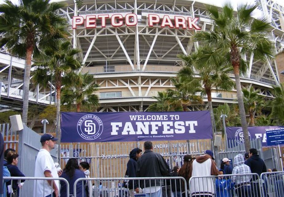 San Diego Easter Weekend Events Friday April 3 to Sunday April 5, 2015 San Diego Easter Weekend Events Friday April 3 to Sunday April 5, 2015